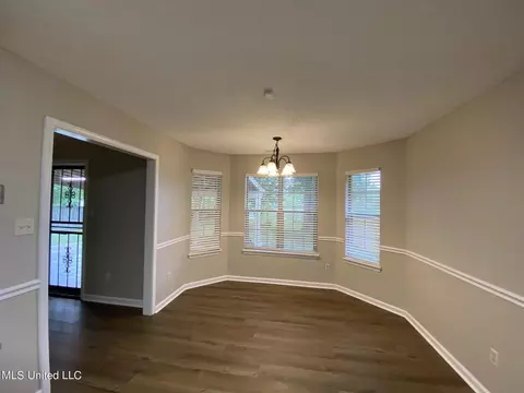 9237 Hickory Drive Dr, Olive Branch, MS 38654 photo 5