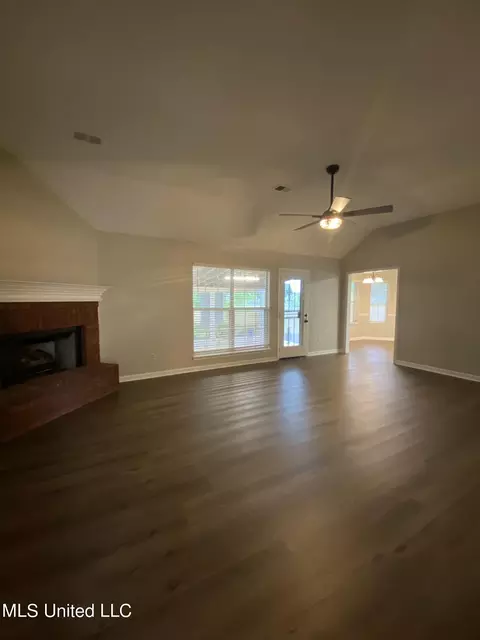 9237 Hickory Drive Dr, Olive Branch, MS 38654 photo 14