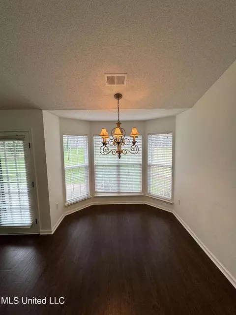 Dining - 1759 Northwood West Dr, Hernando, MS 38632 photo 1 of 1