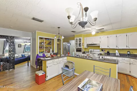 Kitchen - 152 Dickerson Rd, Lucedale, MS 39452 photo 3 of 3