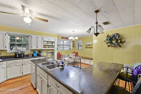 Kitchen - 152 Dickerson Rd, Lucedale, MS 39452 photo 2 of 3