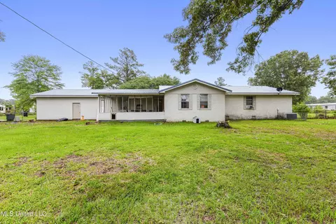 Exterior - 152 Dickerson Rd, Lucedale, MS 39452 photo 3 of 3