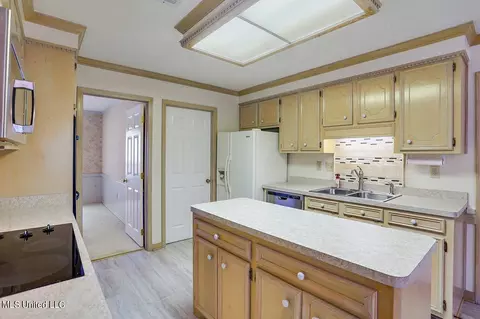 118 Hanover Dr, Brandon, MS 39047 photo 9