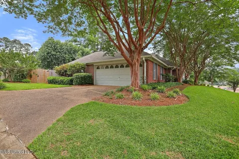 118 Hanover Dr, Brandon, MS 39047 photo 4