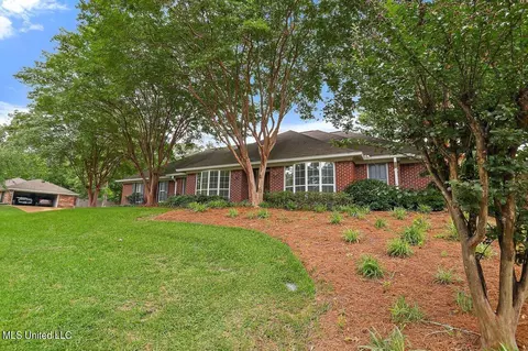 118 Hanover Dr, Brandon, MS 39047 photo 3
