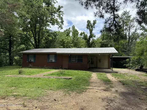 Other - 910 NE 13th St, Magee, MS 39111 photo 5 of 5