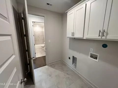 6933 Sunrise Loop N, Olive Branch, MS 38654 photo 12