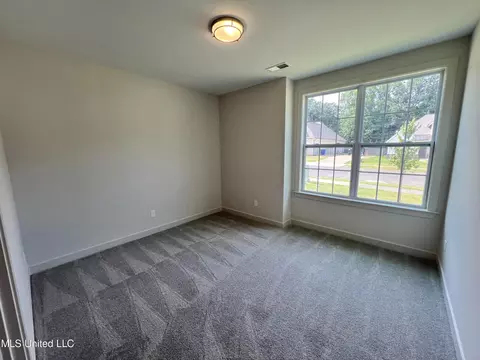 6933 Sunrise Loop N, Olive Branch, MS 38654 photo 14
