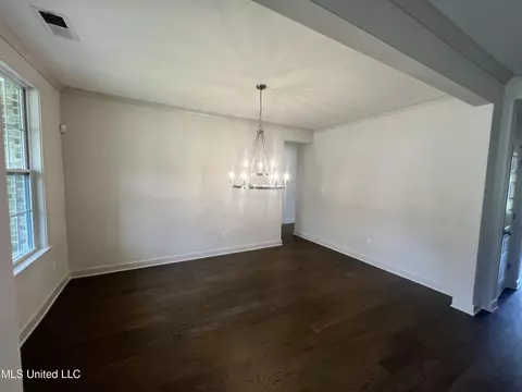 6933 Sunrise Loop N, Olive Branch, MS 38654 photo 2