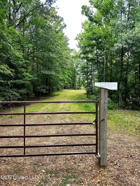 1204 Robinson Rd, Canton, MS 39046 photo 16