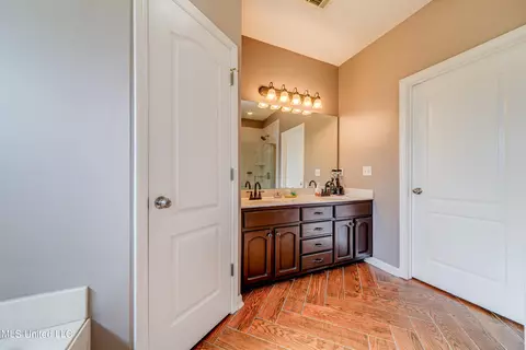 210 Moore Loop, Byhalia, MS 38611 photo 21