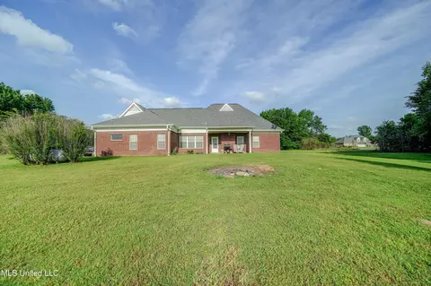 210 Moore Loop, Byhalia, MS 38611 photo 31
