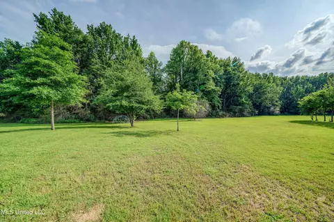 210 Moore Loop, Byhalia, MS 38611 photo 29