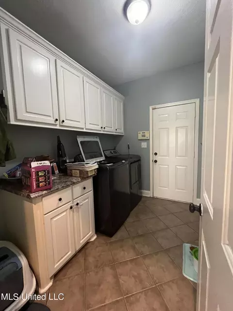 302 Afton Dr, Brandon, MS 39042 photo 12