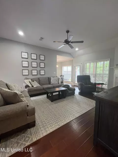 302 Afton Dr, Brandon, MS 39042 photo 7