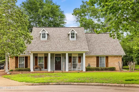205 Autumn Crest Cv, Ridgeland, MS 39157