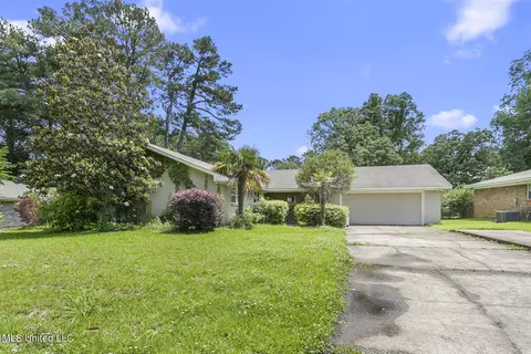114 Hickory Hill Pl, Brandon, MS 39042