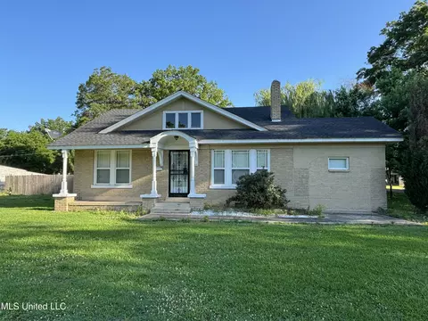 600 W West Claiborne Ave, Greenwood, MS 38930