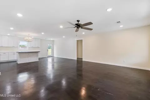 357 Parker Rd, Pope, MS 38658 photo 6