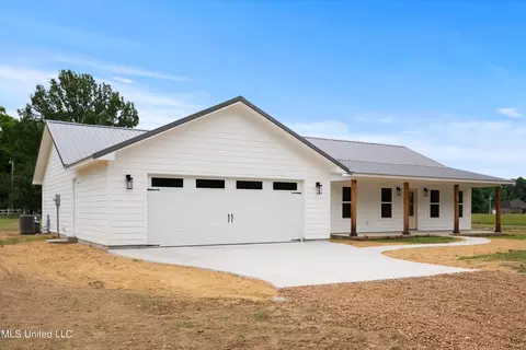 357 Parker Rd, Pope, MS 38658 photo 2