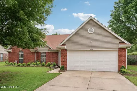 7820 S Sarah Ann Dr, Southaven, MS 38671