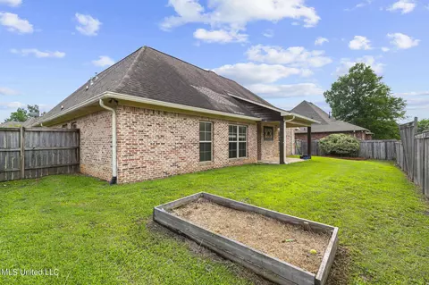 Exterior - 109 Diamondback Ln, Brandon, MS 39047 photo 8 of 8