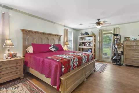 Bedroom - 2381 Tank Rd, Terry, MS 39170 photo 2 of 4