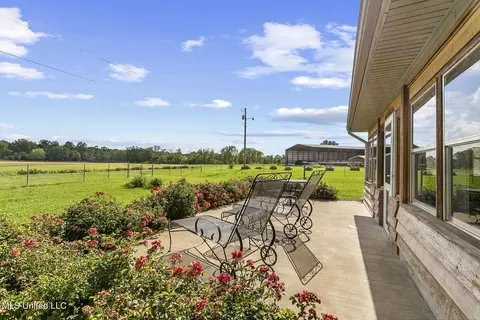 Exterior - 2381 Tank Rd, Terry, MS 39170 photo 3 of 13