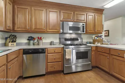 Kitchen - 2381 Tank Rd, Terry, MS 39170 photo 2 of 5