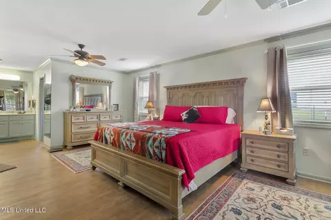 Bedroom - 2381 Tank Rd, Terry, MS 39170 photo 3 of 4