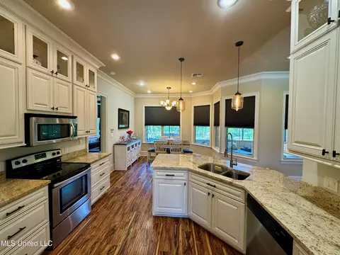 7442 Turnberry Dr, Diamondhead, MS 39525 photo 11