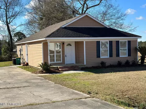 19143 N Clairmont St, Saucier, MS 39574 photo 3