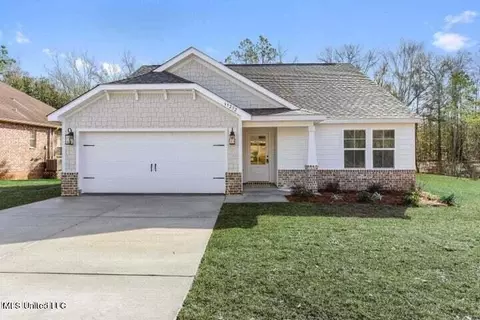 14448 Quailridge Dr, Gulfport, MS 39503