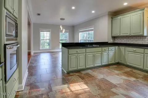 Kitchen - 125 Lymon Havard Ln, Lucedale, MS 39452 photo 3 of 7