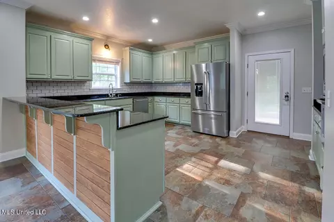 Kitchen - 125 Lymon Havard Ln, Lucedale, MS 39452 photo 1 of 7