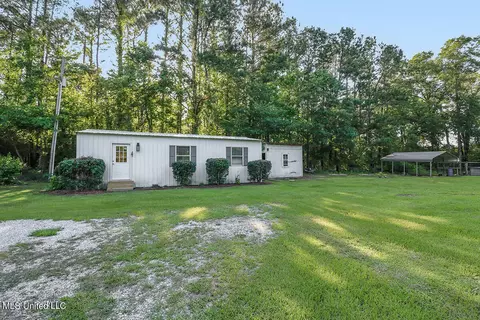 Exterior - 125 Lymon Havard Ln, Lucedale, MS 39452 photo 3 of 12