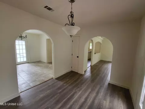 Other - 1369 Canterbury Lane Ln, Jackson, MS 39212 photo 2 of 6