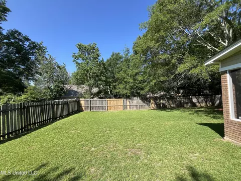 Exterior - 328 Mockingbird Lane Ln, Madison, MS 39110 photo 9 of 11