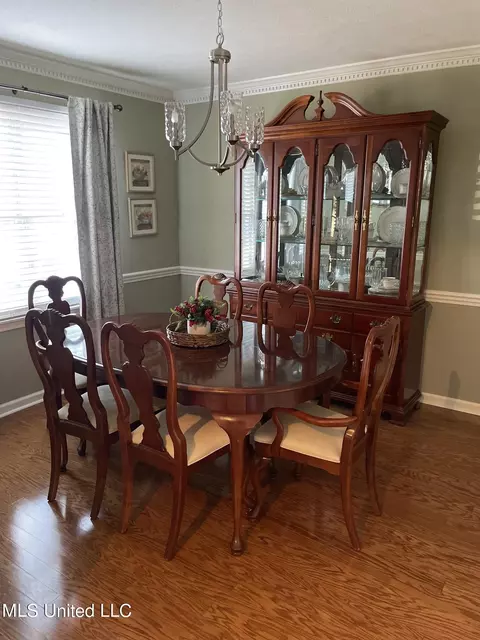 Dining - 328 Mockingbird Lane Ln, Madison, MS 39110 photo 3 of 5