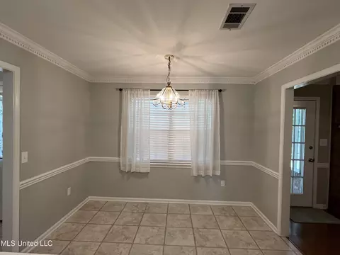 Dining - 328 Mockingbird Lane Ln, Madison, MS 39110 photo 5 of 5