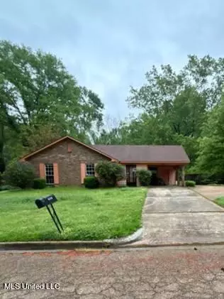 5318 Wynndyke Rd, Jackson, MS 39209