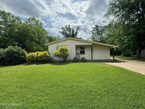 5824 Old Canton Rd, Jackson, MS 39211
