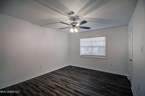 Bedroom - 322 Northpointe Pkwy, Jackson, MS 39211 photo 1 of 3