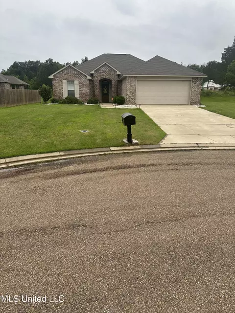 91 Antler Cv, Terry, MS 39170 photo 1