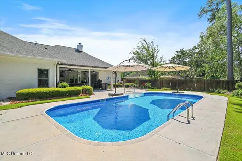 Exterior - 1012 Northwind Ln, Brandon, MS 39047 photo 7 of 9