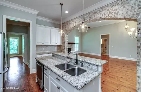 214 Falls Xing, Madison, MS 39110 photo 13