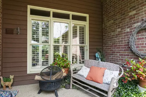303 Belle Pointe Cir, Madison, MS 39110 photo 35