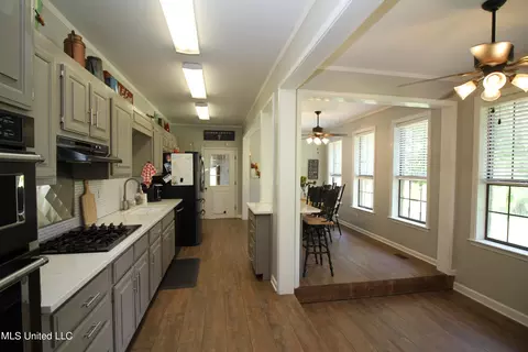 9465 Hudson Rd, Hernando, MS 38632 photo 5