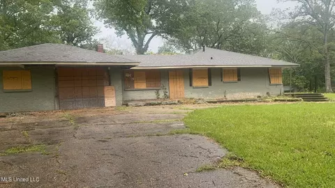 448 Cooper Rd, Jackson, MS 39212 photo 4