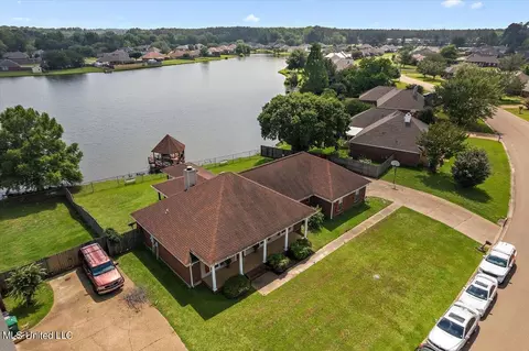 329 Mallory Dr, Byram, MS 39272 photo 27